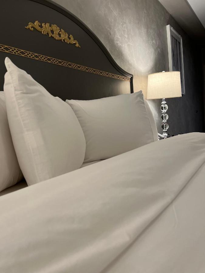 Chateau Suites Нористаун Екстериор снимка